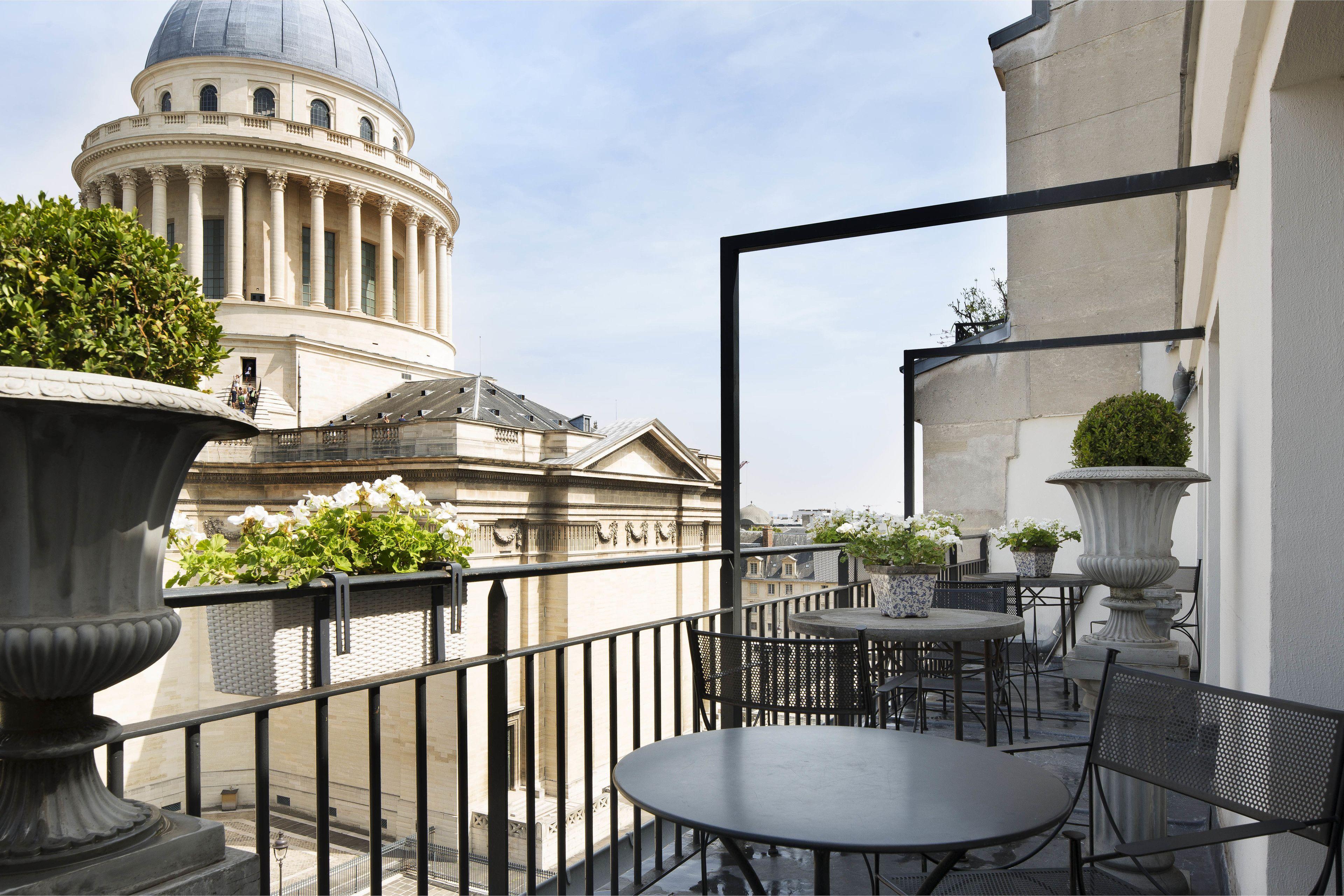 Hotel Des Grands Hommes Paris
