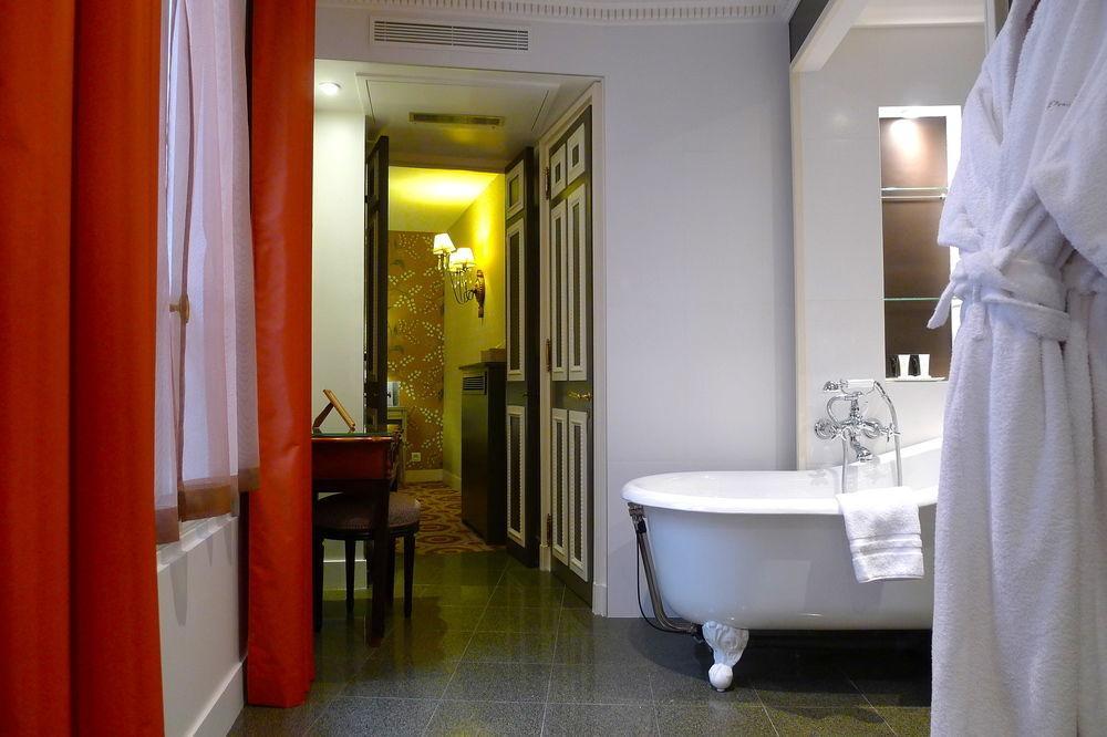 Hotel Des Grands Hommes Parigi